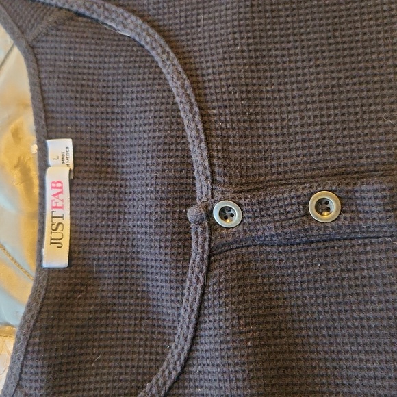 Top - Picture 6 of 8